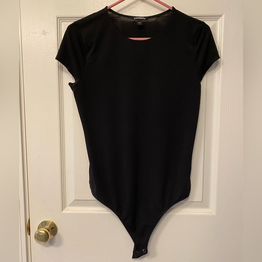 Express. Black Short Sleeve Thong Bodysuit. Size Small. 🖤